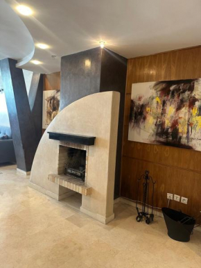 Golden Triangle Apartment Rental